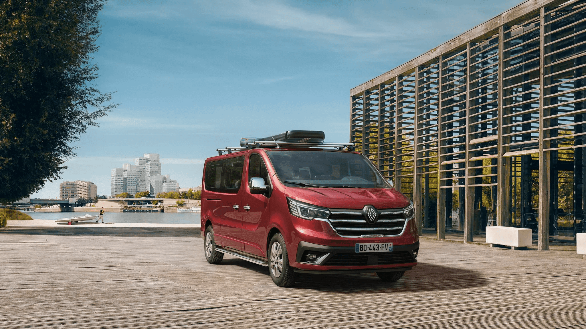 Dlhodobý prenájom auta Renault Trafic.